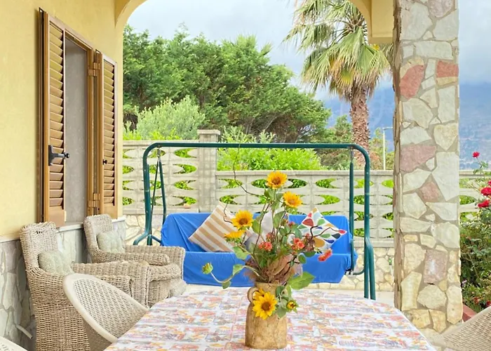 Mare Giuggiola Villa